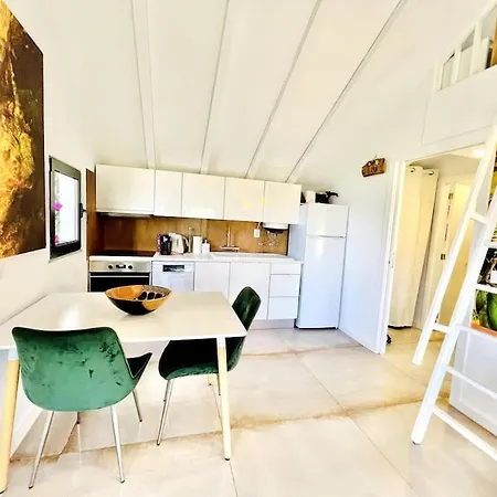 Mar A Vista By Your Madeira Дом отдыха Понта-ду-Сол